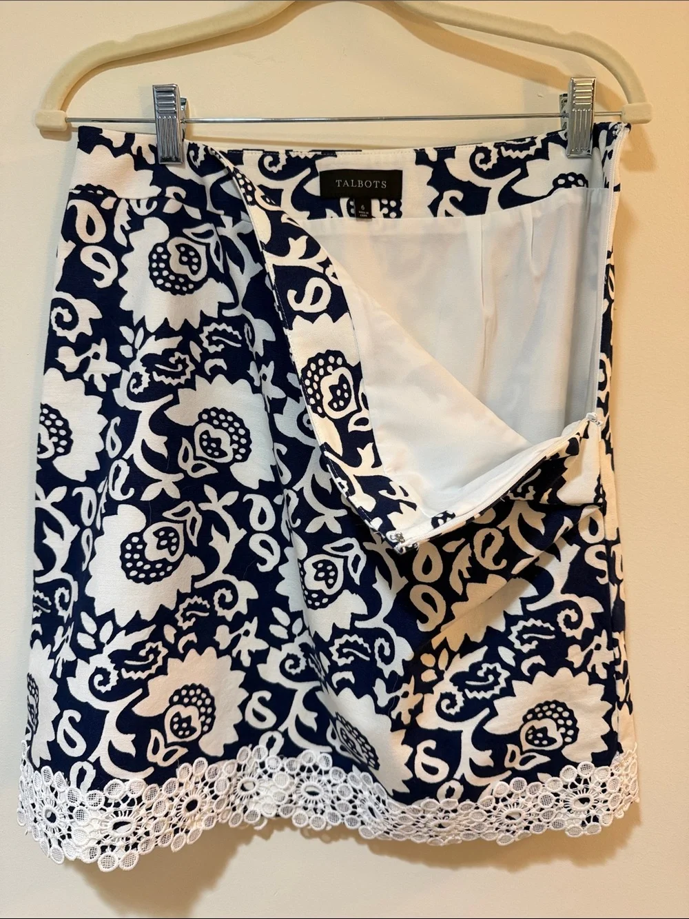 Talbots Navy & White Floral Lace-Trim Mini Skirt
